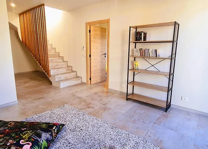 Florida, 8 Pers, Vue Montagne, 350 M A Pieds וילה